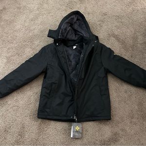 Men’s winter coat , great for skiing.